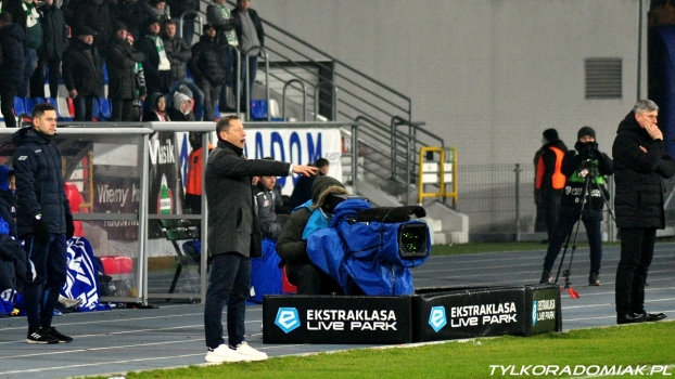 Trener Dariusz Banasik po meczu z Lechem