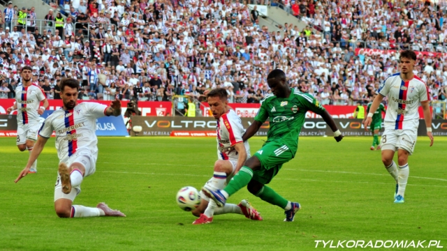 Górnik Zabrze - Radomiak Radom 6:2 (5:0)