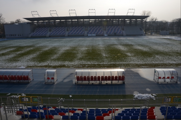 Stadion przy Narutowicza po południu