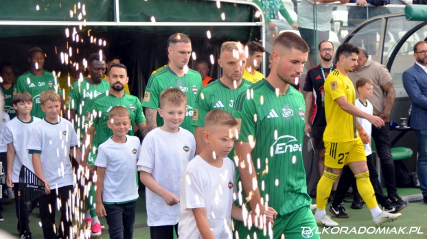 Pięciu debiutantów